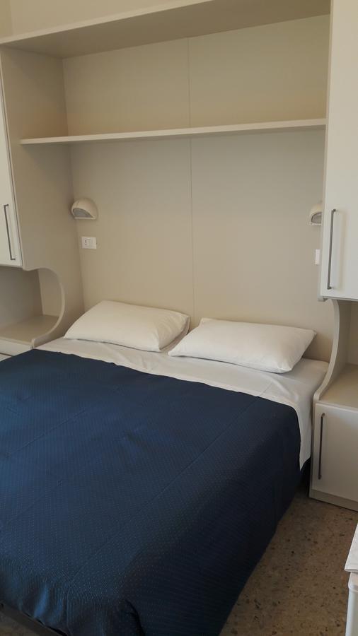 B&B - Meuble' - Hotel " Cordiale " 米萨诺阿德里亚蒂科 外观 照片